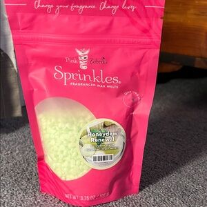 Pink Zebra Honeydew Renewal Fragranced Wax Melts